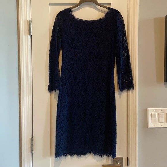 Diane von Furstenberg (US8) Zarita Navy Lace Dress, good condition - Picture 2 of 7